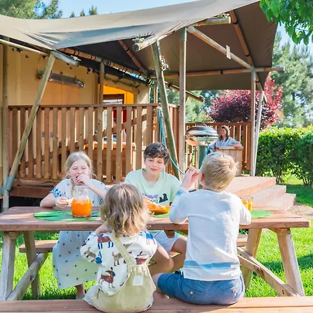 Camping Village Le Capanne Marina Di Bibbona Exterior photo