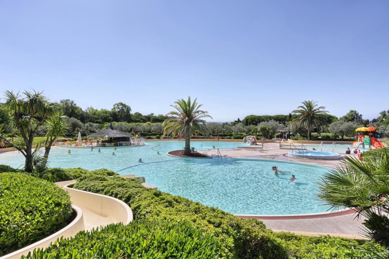 Village Le Capanne Camping Marina Di Bibbona