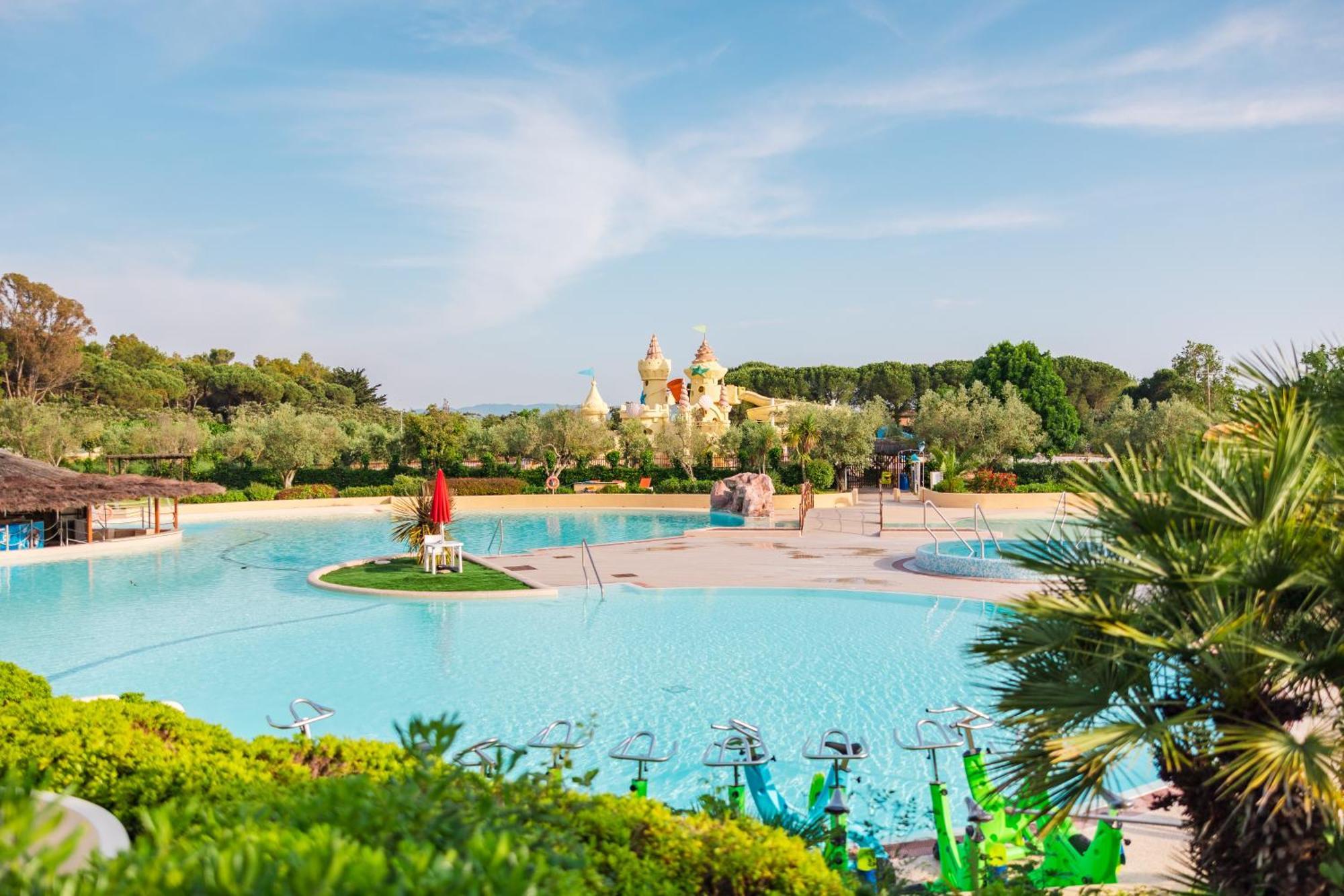 Camping Village Le Capanne Marina Di Bibbona